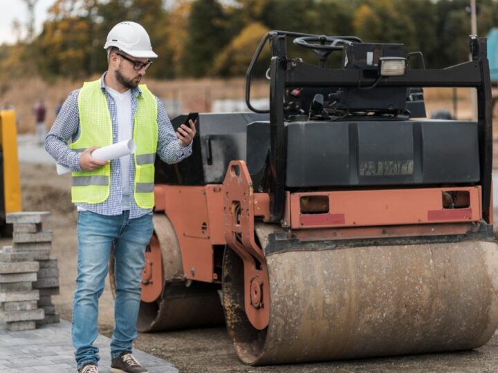 Prace modernizacyjne na zaniedbanym odcinku zachodniopomorskiej linii kolejowej zakończone po 30 latach